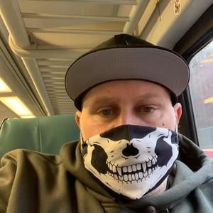 Meet your Posher, Jason